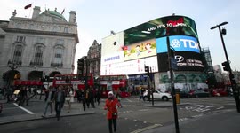 Piccadilly Circus Timelapse 02