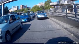 porsche, mobile phone use whilst driving