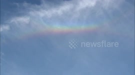 Circumzenithal arc on sky time-lapse