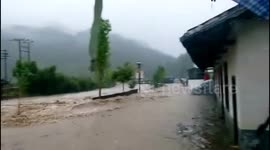 Powerful rainstorm floods the city of Longyan in China