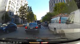 Green Lincoln blocks traffic, almost hits pedestrians, gets yelled at
