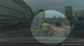 Angry driver beats up man he thought was driving too slow