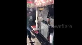 Chinese man shows off rice-rinsing skill