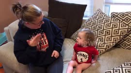 Mom teaches deaf daughter 'happy Father's Day' in sign language
