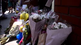 Jeremy Corbyn visits Finsbury Park Mosque
