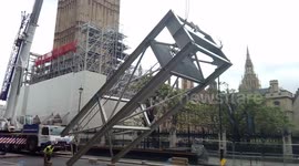 Workers building scaffolder to maintain Big Ben