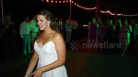 Bouquet Toss Fail