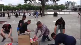 INSANE WATER BALLOON FIGHT IN SOUTHBANK