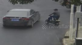 苏州:自导自演“碰瓷” 交警火眼金睛识破骗局