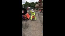 Giddy up Horse (Funny Video).