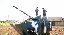 'Best dad in the world' makes full-size tank for his son