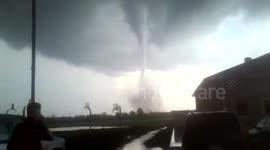Tornado 04/27/14 Baxter Springs Kansas