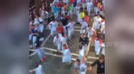 Newsflare Edit - Running of the Bulls (12th July 2017)/Estafeta Street - San Fermin Festival (Pamplona)
