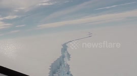 Huge iceberg breaks off in Antarctica