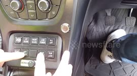 Inside British Police Car - How do you turn the Siren and Lights on!!