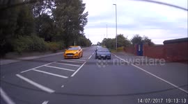Fake undercover police car uses flashing blue light in Leeds