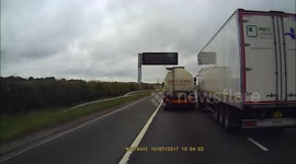 Dashcam  Lorry overtaking near miss A1 North