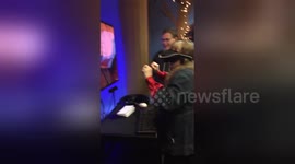 Mother has hilarious reaction to virtual reality game