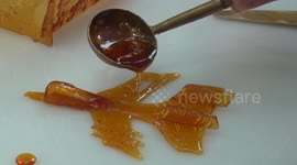 Chinese woman creates amazing sugar sculptures