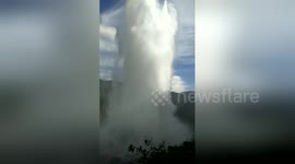 Giant column of water shoots 100m into the air from burst water pipe in China