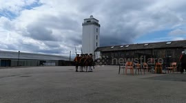 Red coats firing muskets at Clifford's fort in North Shields