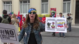 Aggressive opposition abusing journalist reporting the protest as Constituent Assembly elections in Venezuela