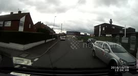 Deliveroo Motorcyclist bad driving