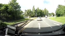 car cuts up police car