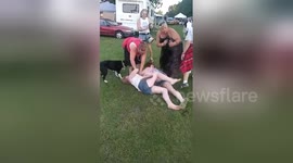 Newsflare Edit - Carnie Cat Fight