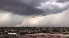 Severe thunderstorms move through Phoenix, Arizona