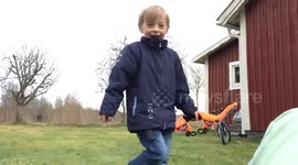 Man gets hit while filming son fire toy bow and arrow