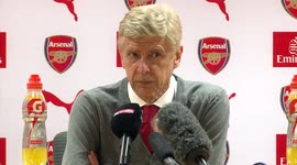 Wenger relieved Olivier Giroud stayed at club after Leicester win