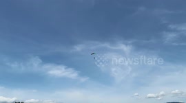 Fast landing on a 75 sq ft parachute