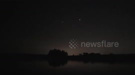 Newsflare Edit - Perseid meteors filmed above Iowa