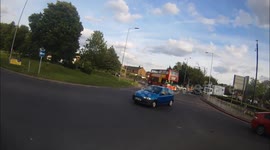 Cyclist hit by careless drivers on roundabout