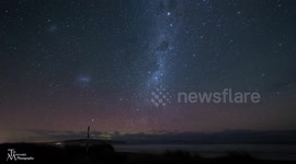 Aurora Australis lights up the night sky 17 August 2017
