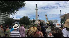 Crowd awaits removal of confederate monument Robert E Lee statue