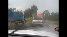 D. R. Congo. Goma.  Driving rainning, road. Trayecto en carretera lloviendo. 2016