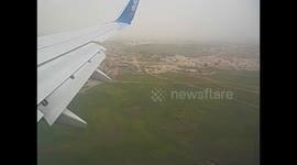 Eritrea. Asmara. Landing plane. Aterrizando avión en aeropuerto. 2016