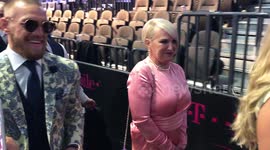 McGregor's graphic final message to Oscar De La Hoya