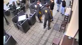 Shocking: Security Agent assaulted by a shady Baia Mare. The scandal recorded by surveillance cameras