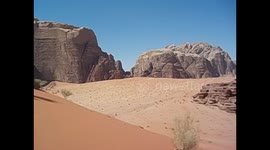 Jordania. Jordan. Wadi Rum (3) Desert views and running down a sand dune. 2016