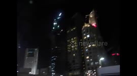 Kuwait. Skycrapers at night from the car. Rascacielos de noche desde el coche. 2016
