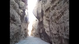 Namibia. Sesriem (7) Walking inside Sesriem canyon. 2016