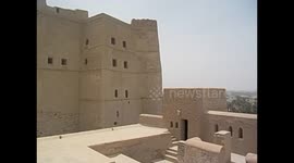 Oman. Bahla fort. Fuerte. Views inside, passages and bats. 2016