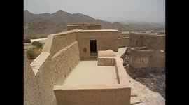 Oman. Bahla fort. Views of the castle almost empty. Vistas castillo fuerte. 2016