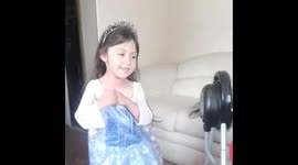 A little princess singing