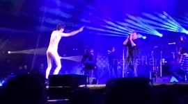 #downsfestival #elbow #streaker Beautifully
