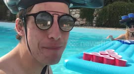 POOL PONG- ULTIMATE SUMMER BEER PONG