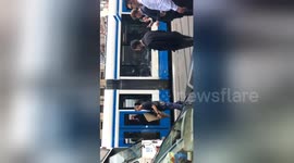 Newsflare Edit - Tram derailed in Amsterdam